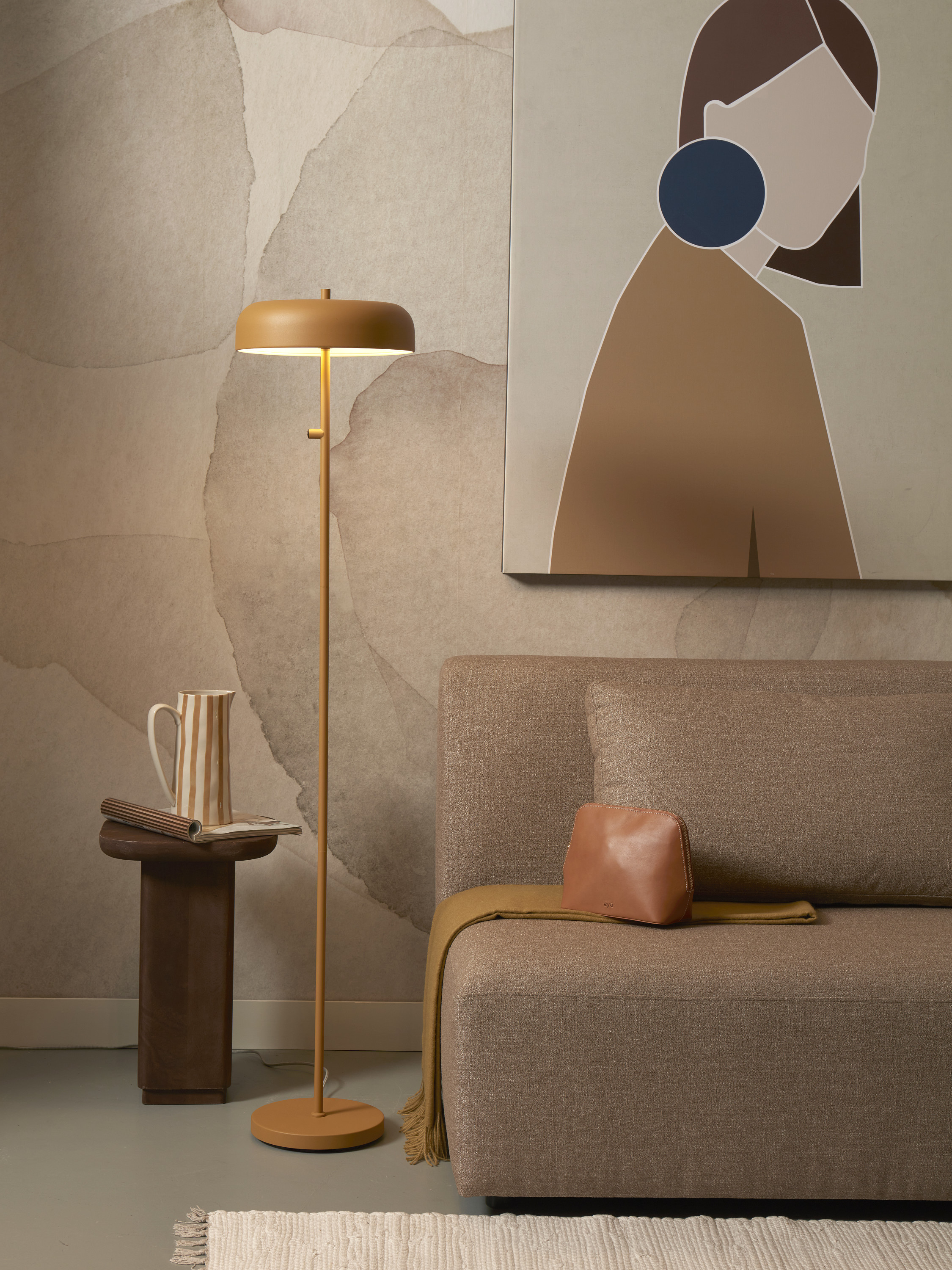 Floor lamp iron Porto, mustard