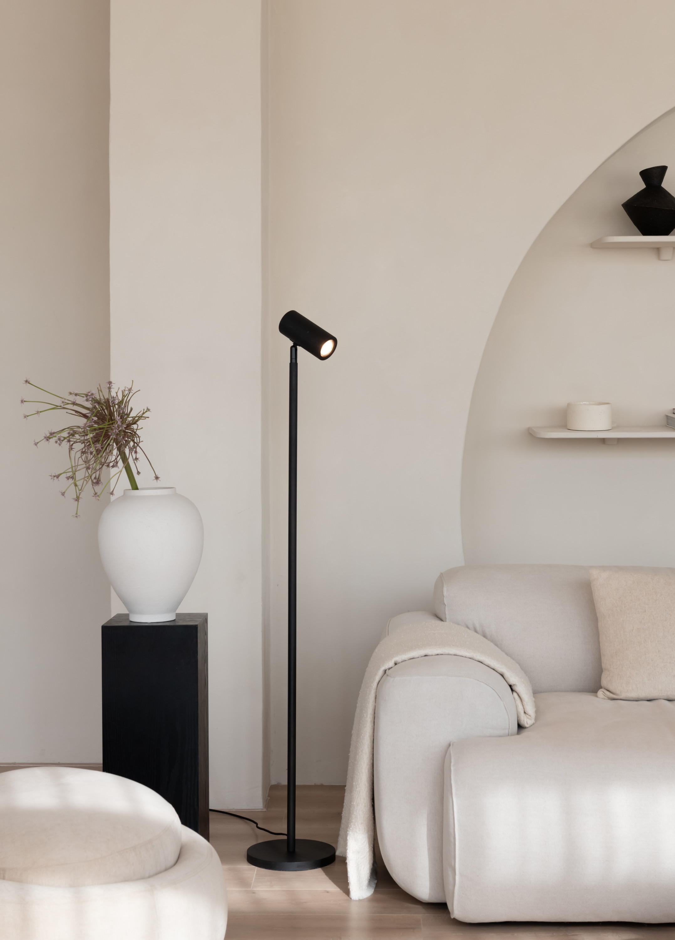 Floor lamp Java h.141cm black