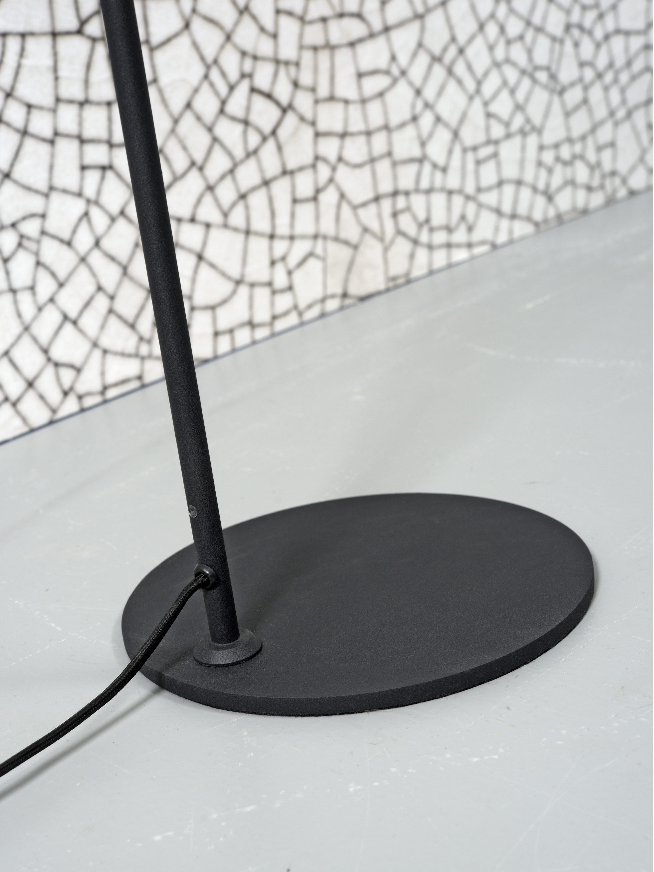 Floor lamp iron Montreux h.149,5cm LED 5W/tube h.11x5,5cm, black